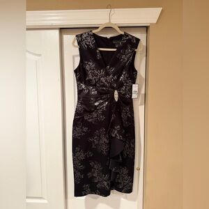 Jessica Howard Black and Gray Floral Dress